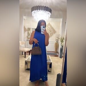 Blue link maxi rippled dress